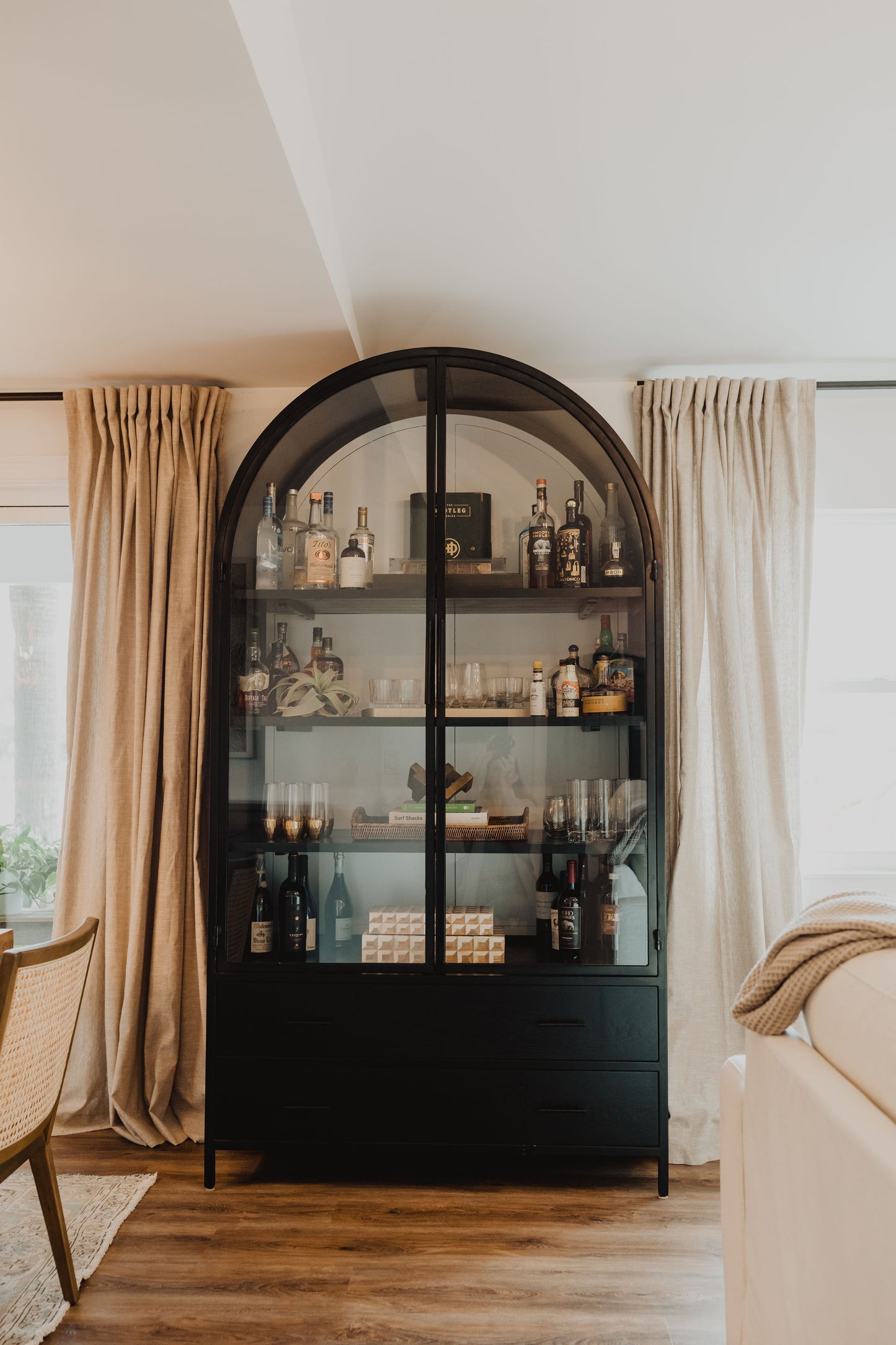Harbor Arched Cabinet