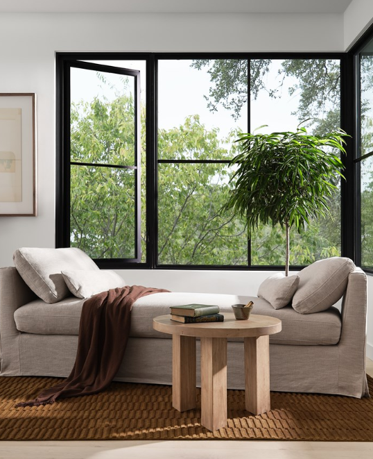 MESA END TABLE