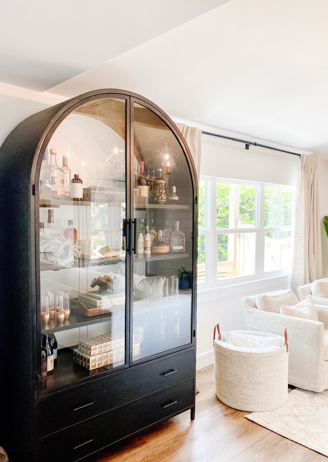 Harbor Arched Cabinet