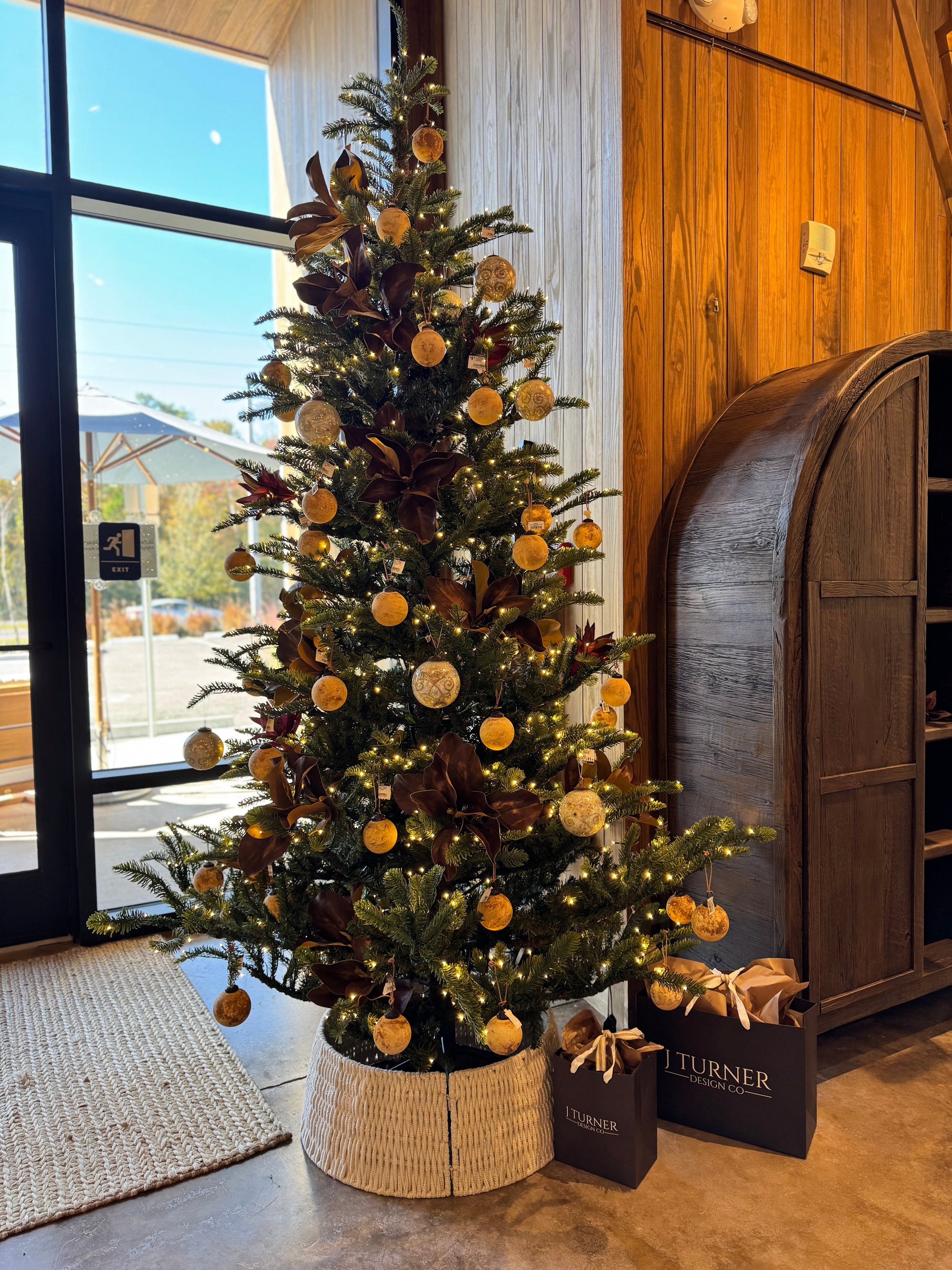 Holiday Hosting, Elevated: Your December Guide to Guest-Ready Style & Thoughtful Gifts from J Turner Design