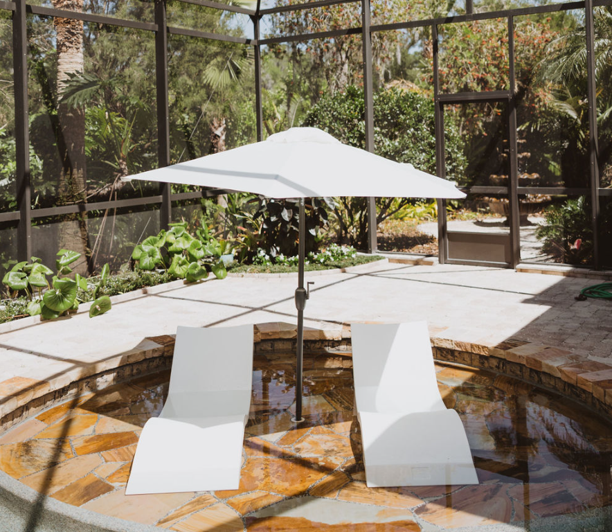 Why Our Patio Umbrellas are the Perfect Addition to Your Outdoor Space